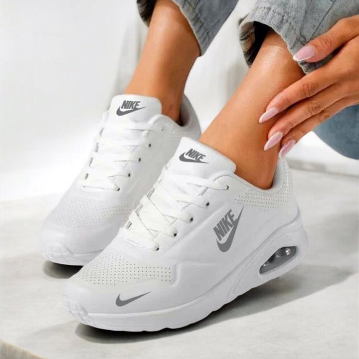 NK AirPulse™ Sneakers